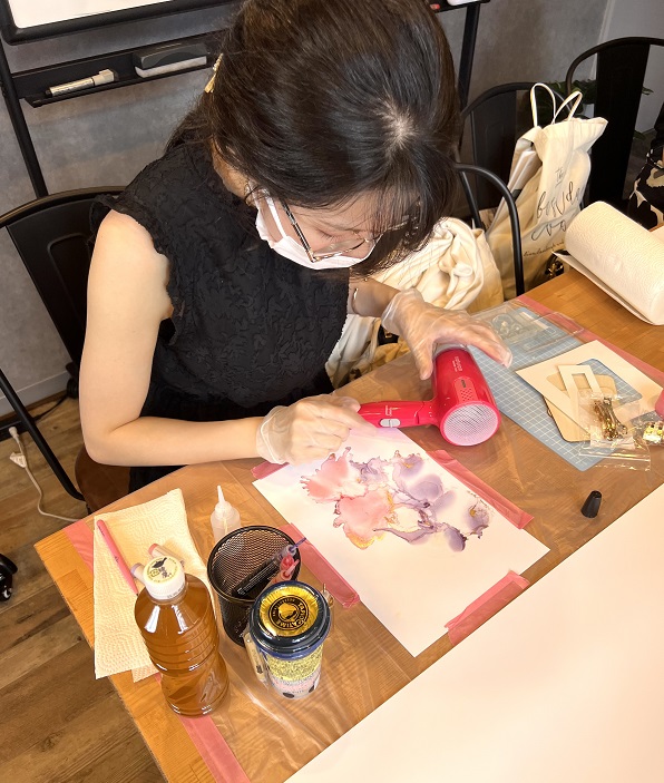 大阪アルコールインクアート教室プルケレストのレッスン写真